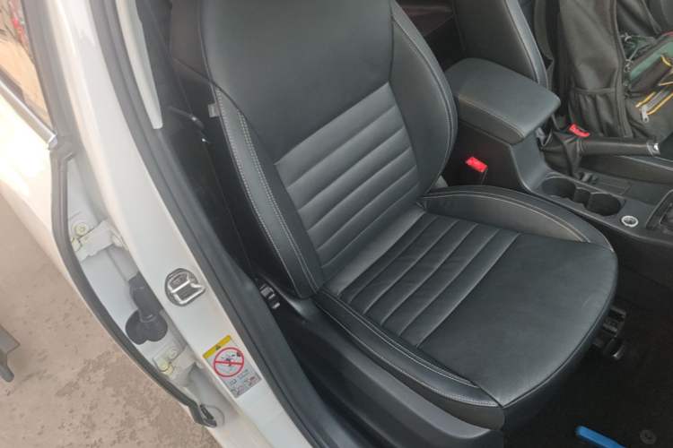 Used Skoda Octavia 2017 TSI280 DSG Smart Drive Edition Right Front Seat