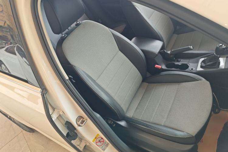 Used Skoda Octavia 2017 1.6L Automatic Chuanxing Edition Right Front Seat