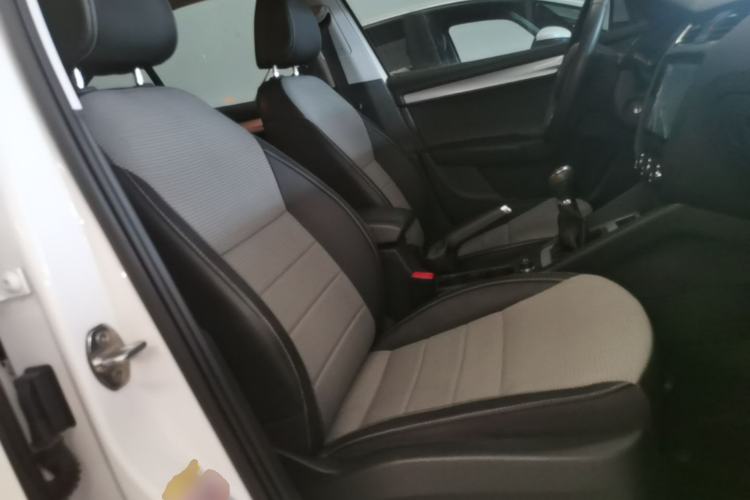 Used Skoda Octavia 2017 1.6L Manual Trend Edition Right Front Seat