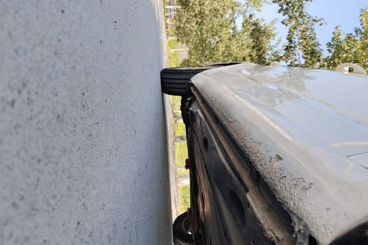Used Skoda Octavia 2017 1.6L Manual Trend Edition Right Side Sill
