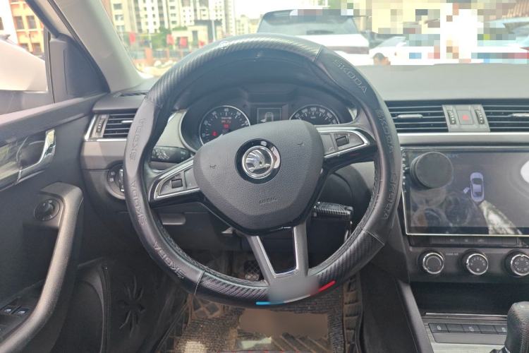 Used Skoda Octavia 2017 1.6L Manual Smart Drive Edition Steering Wheel