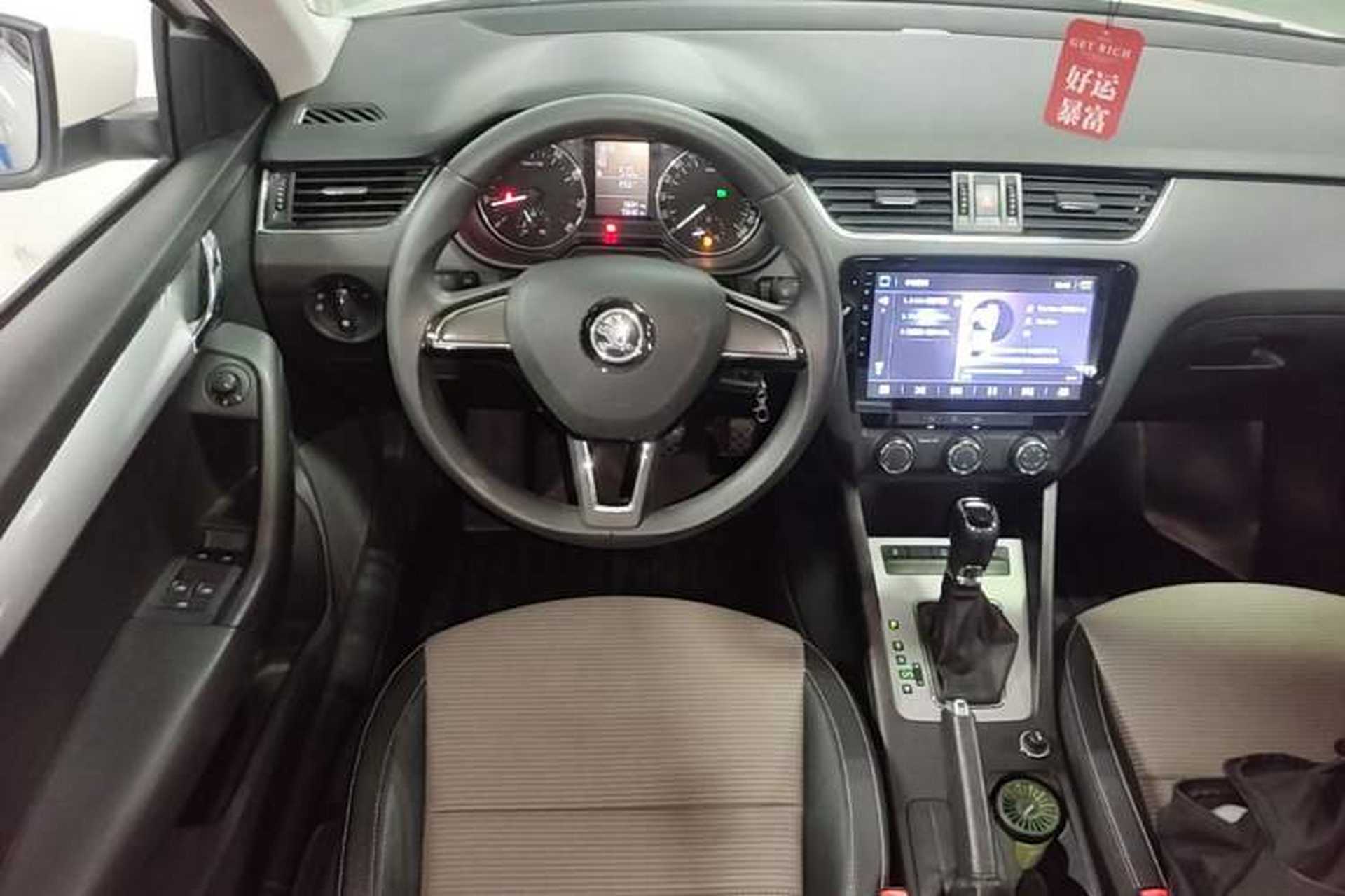 Used Skoda Octavia 2017 1.6L Automatic Chuanxing Edition Steering Wheel