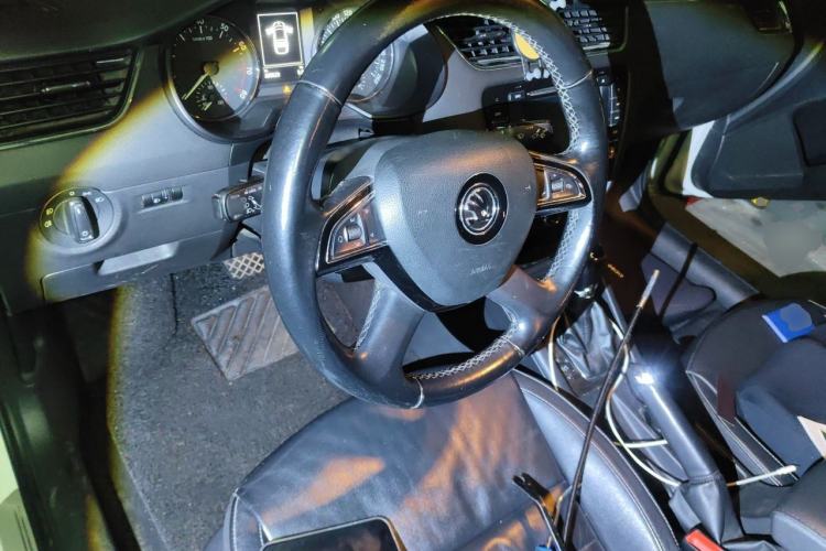 Used Skoda Octavia 2017 TSI280 DSG Smart Drive Edition Steering Wheel