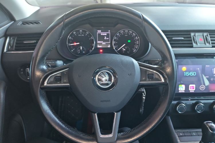 Used Skoda Octavia 2017 TSI280 DSG Smart Drive Edition Steering Wheel