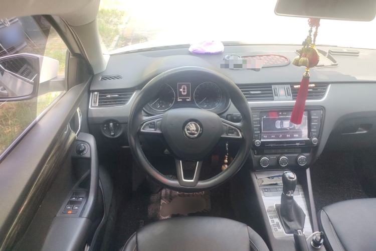 Used Skoda Octavia 2017 TSI280 DSG Smart Drive Edition Steering Wheel