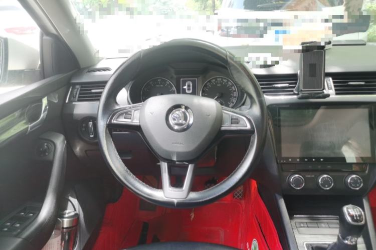 Used Skoda Octavia 2017 Classic Model 1.6L Manual Comfort Edition Steering Wheel
