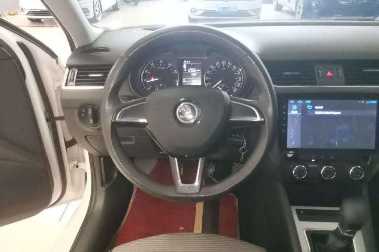 Used Skoda Octavia 2017 1.6L Manual Trend Edition Steering Wheel