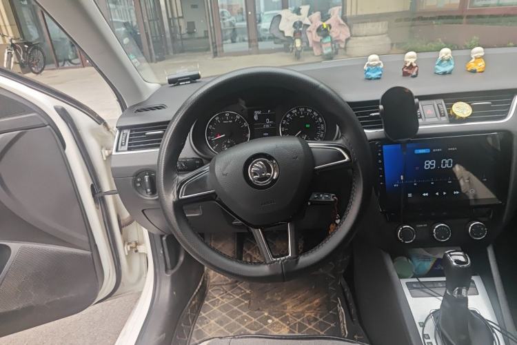 Used Skoda Octavia 2017 1.6L Automatic Chuanxing Edition Steering Wheel