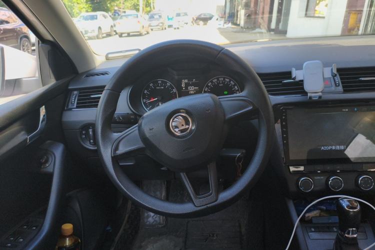Used Skoda Octavia 2017 Classic Model 1.6L Automatic Standard Edition Steering Wheel
