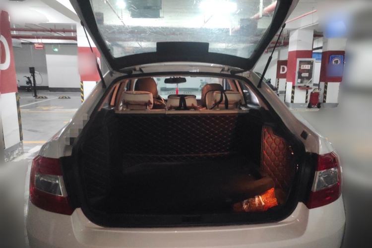 Used Skoda Octavia 2017 1.6L Automatic Chuanxing Edition Trunk
