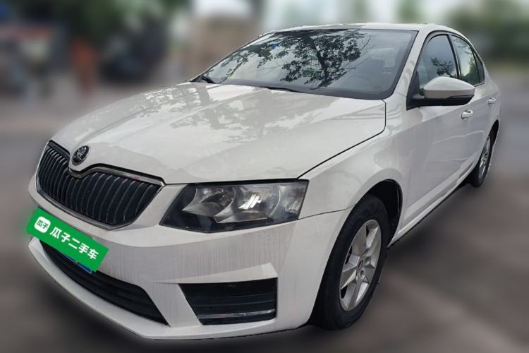 Used Skoda Octavia 2017 Classic Model 1.6L Automatic Standard Edition Guazi used car, China used car export, Used car for sale, Used cars, Cheapest cars for sale