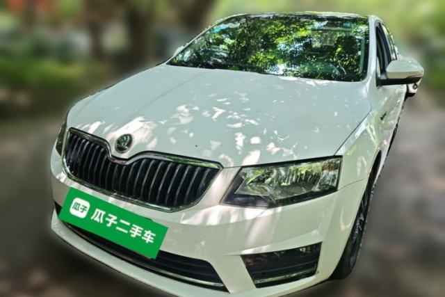 Used Skoda Octavia 2017 1.6L Manual Smart Drive Edition