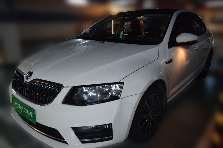 Used Skoda Octavia 2017 1.6L Automatic Smart Drive Edition Guazi used car, China used car export, Used car for sale, Used  cars, Cheapest cars for sale
