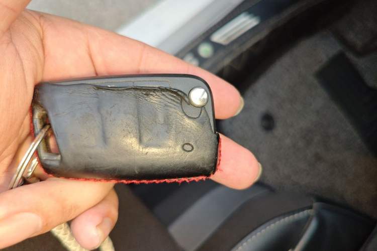 Used Skoda Octavia 2017 1.6L Automatic Smart Drive Edition Vehicle Key