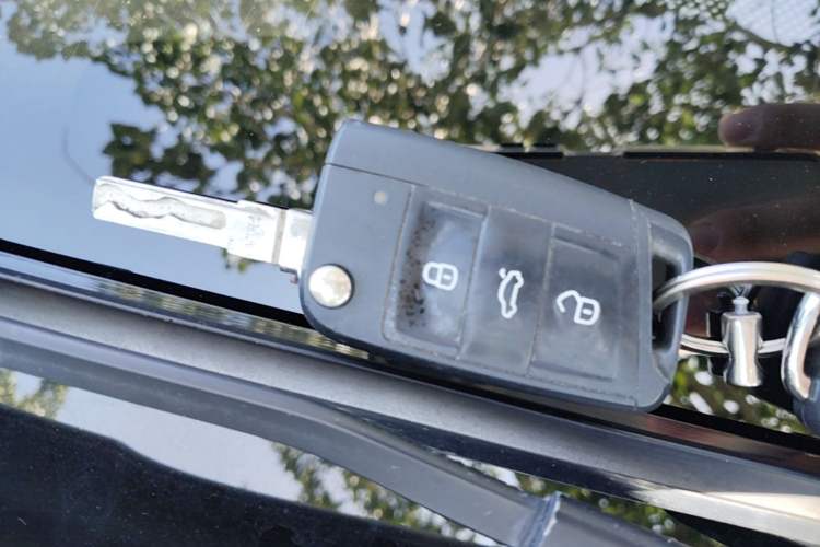 Used Skoda Octavia 2017 1.6L Manual Trend Edition Vehicle Key