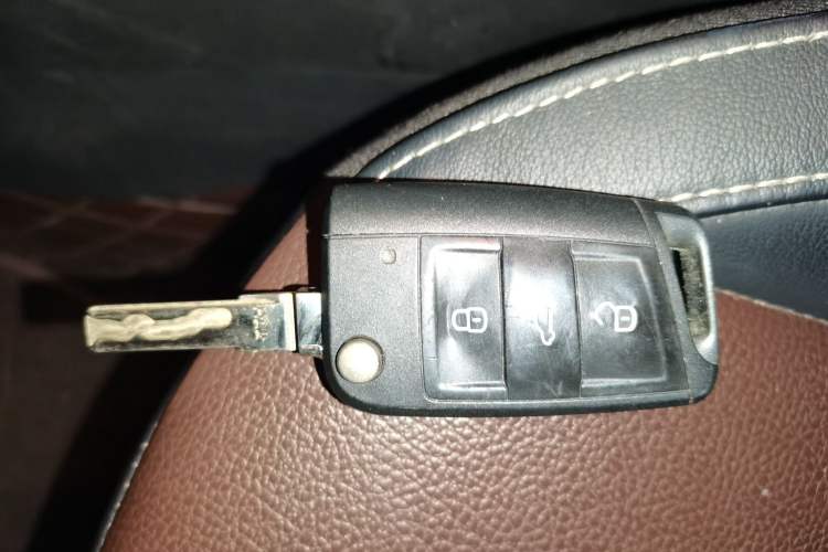 Used Skoda Octavia 2017 1.6L Automatic Chuanxing Edition Vehicle Key