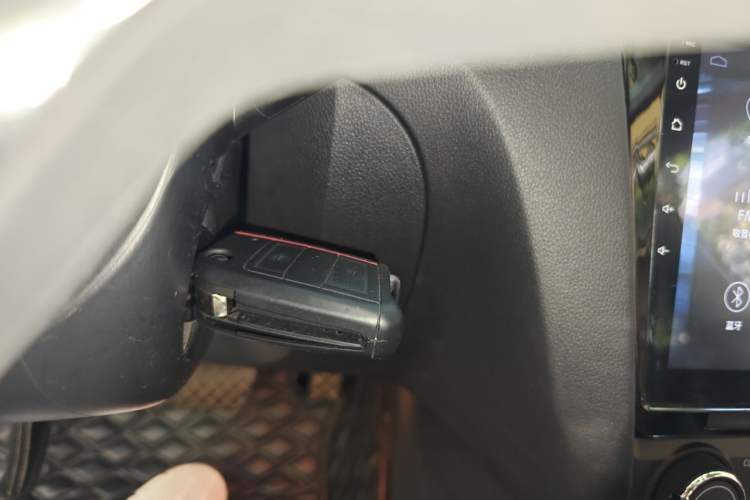 Used Skoda Octavia 2017 1.6L Automatic Smart Drive Edition Vehicle Key
