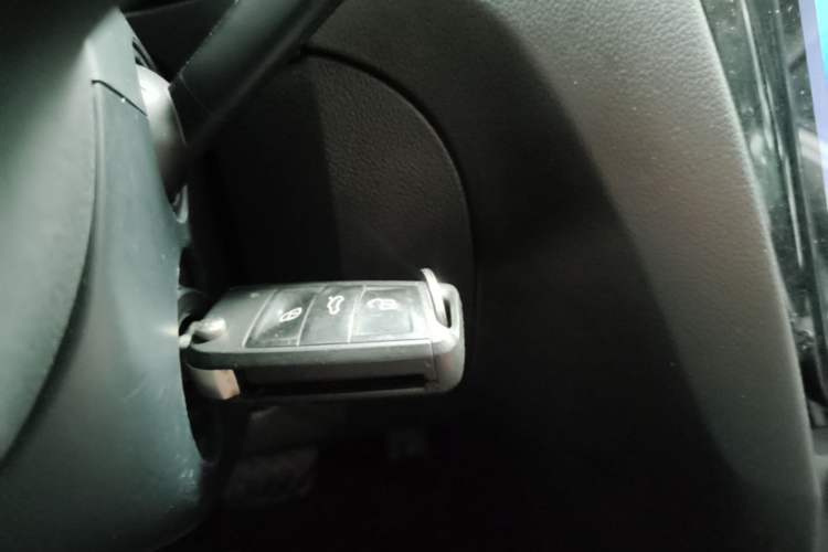 Used Skoda Octavia 2017 TSI280 DSG Smart Drive Edition Vehicle Key