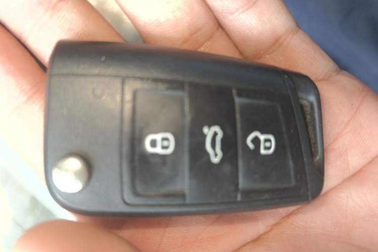 Used Skoda Octavia 2017 1.6L Automatic Chuanxing Edition Vehicle Key