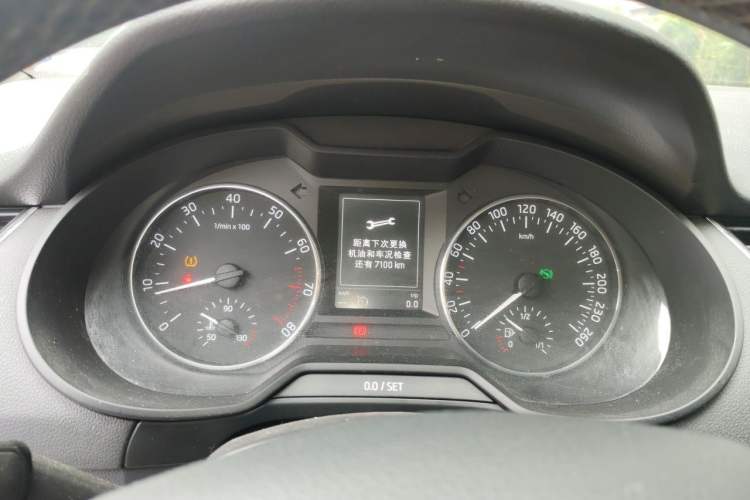 Used Skoda Octavia 2017 TSI280 DSG Smart Drive Edition Instrument Cluster
