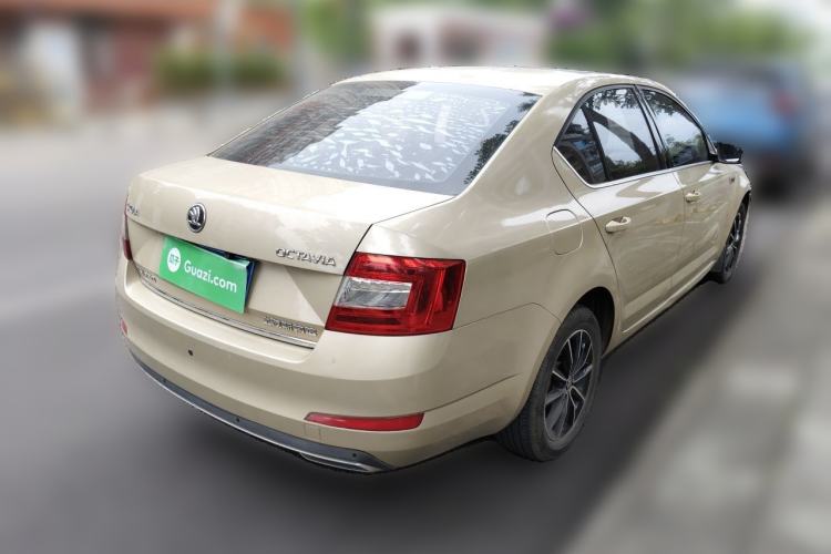 Used Skoda Octavia 2017 TSI280 DSG Smart Drive Edition Rear Right 45 Deg