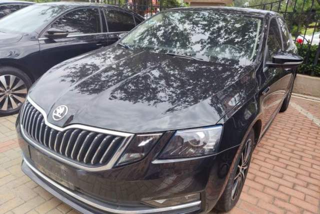 Used Skoda Octavia 2018 1.6L Automatic Luxury Edition