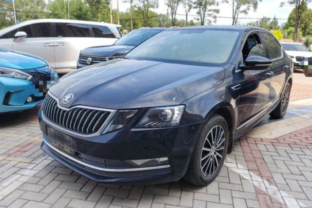 Used Skoda Octavia 2018 1.6L Automatic Luxury Edition