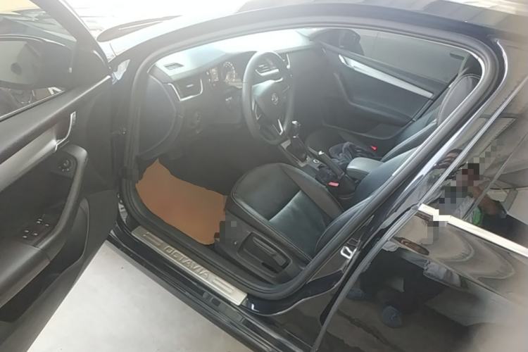 Used Skoda Octavia 2018 TSI230 DSG Comfort Edition Driver Seat