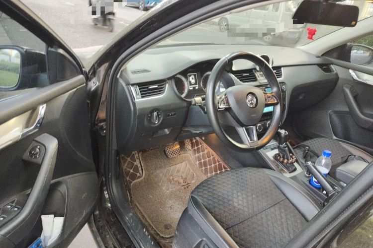 Used Skoda Octavia 2018 TSI230 DSG Luxury Edition Driver Seat
