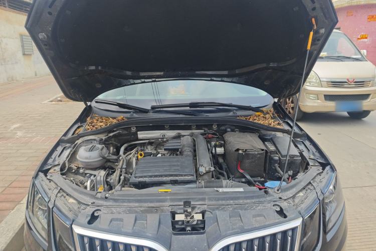 Used Skoda Octavia 2018 Station Wagon TSI230 DSG Luxury Edition Engine Bay