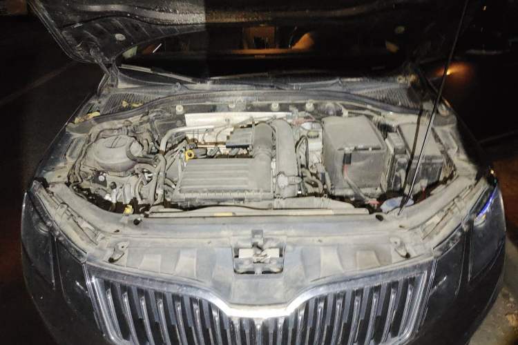 Used Skoda Octavia 2018 TSI230 DSG Luxury Edition Engine Bay