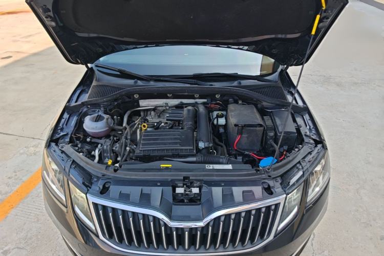 Used Skoda Octavia 2018 TSI280 DSG Luxury Edition Engine Bay