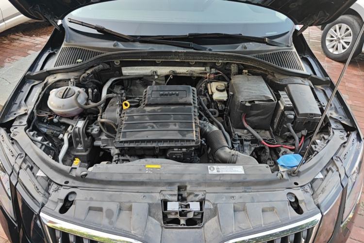 Used Skoda Octavia 2018 1.6L Automatic Luxury Edition Engine Bay
