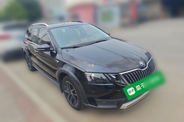 Used Skoda Octavia 2018 Station Wagon TSI230 DSG Luxury Edition Exterior 2
