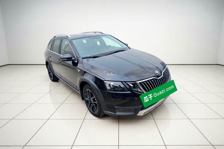 Used Skoda Octavia 2018 Station Wagon TSI230 DSG Luxury Edition Exterior 2