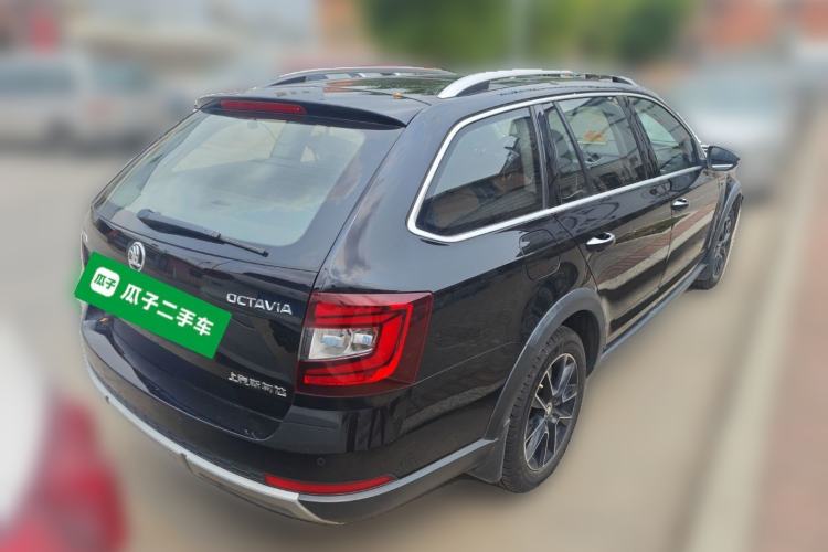 Used Skoda Octavia 2018 Station Wagon TSI230 DSG Luxury Edition Exterior 5