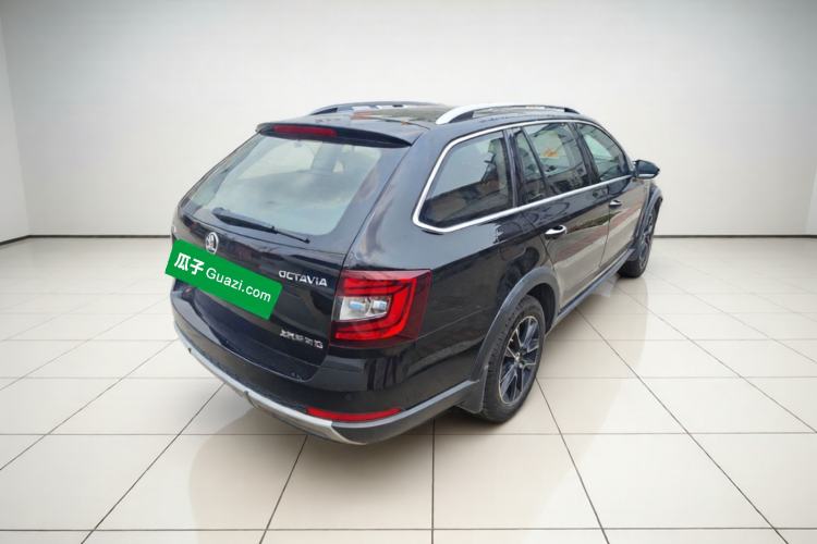 Used Skoda Octavia 2018 Station Wagon TSI230 DSG Luxury Edition Exterior 5