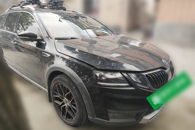 Used Skoda Octavia 2018 Station Wagon TSI280 DSG Flagship Edition Front Right 45 Deg