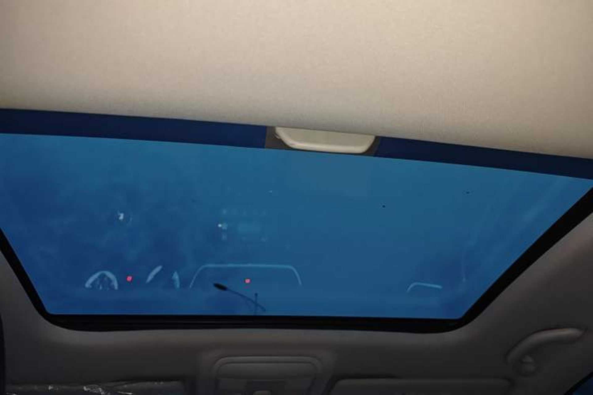 Used Skoda Octavia 2018 1.6L Automatic Luxury Edition Headliner