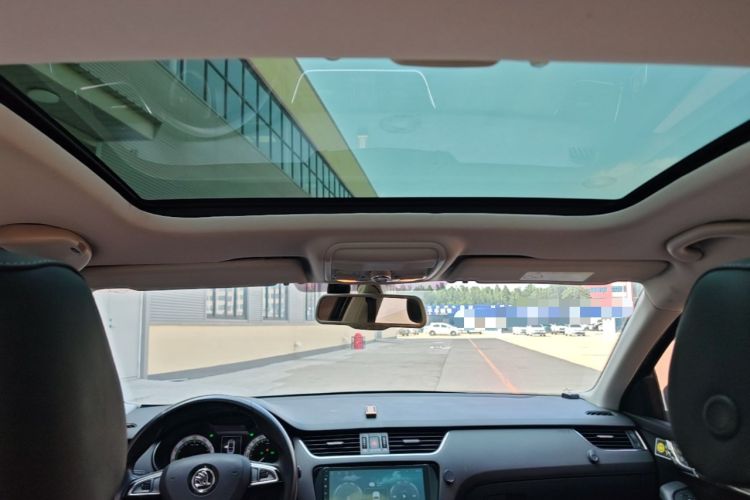 Used Skoda Octavia 2018 TSI280 DSG Luxury Edition Headliner