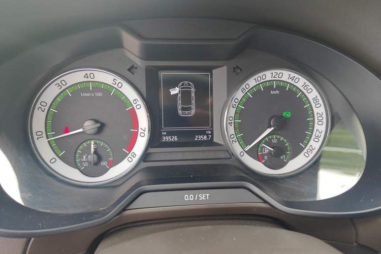 Used Skoda Octavia 2018 Station Wagon TSI280 DSG Flagship Edition Instrument Cluster