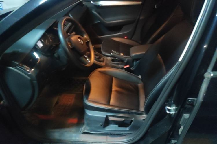 Used Skoda Octavia 2018 TSI230 DSG Comfort Edition Left Front Seat