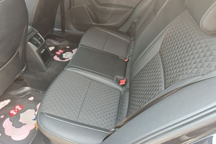 Used Skoda Octavia 2018 1.6L Automatic Luxury Edition Left Rear Seat