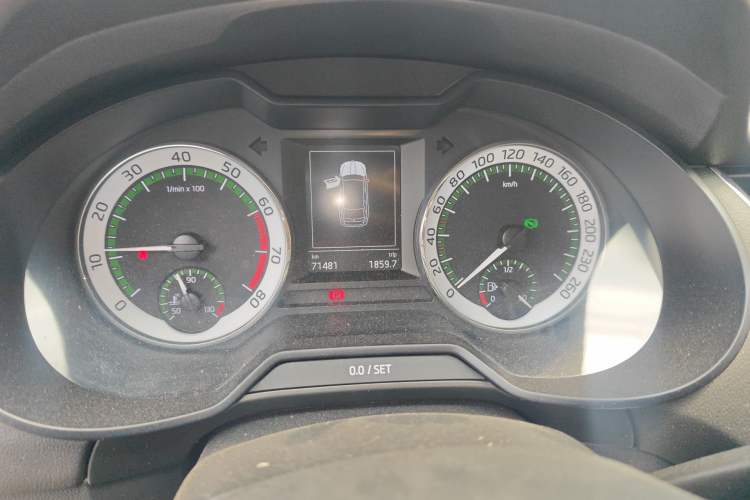 Used Skoda Octavia 2018 Station Wagon TSI230 DSG Luxury Edition Odometer Close Up