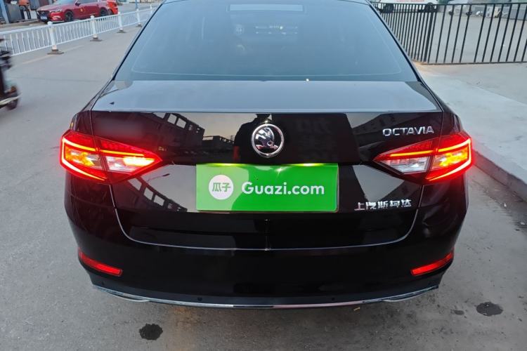 Used Skoda Octavia 2018 1.6L Automatic Luxury Edition Rear