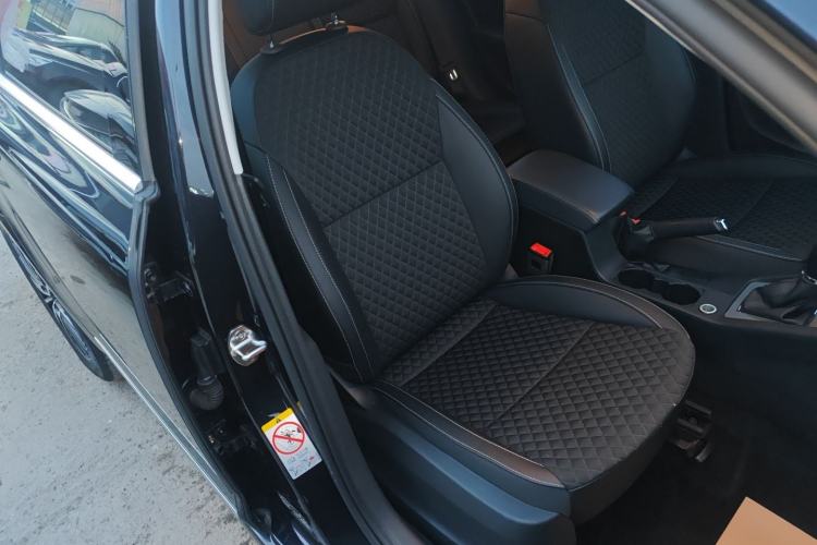 Used Skoda Octavia 2018 1.6L Automatic Luxury Edition Right Front Seat