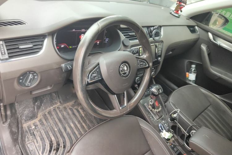 Used Skoda Octavia 2018 Station Wagon TSI280 DSG Flagship Edition Steering Wheel