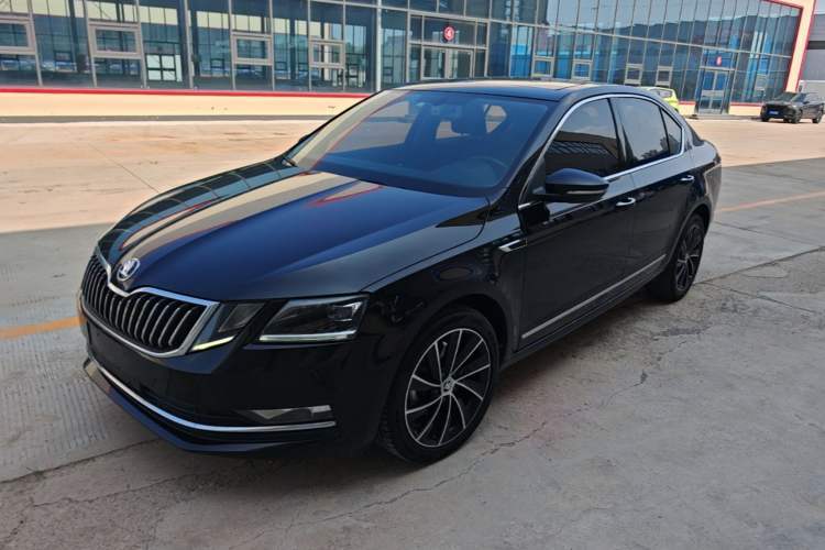 Used Skoda Octavia 2018 TSI280 DSG Luxury Edition Guazi used car, China used car export, Used car for sale, Used  cars, Cheapest cars for sale