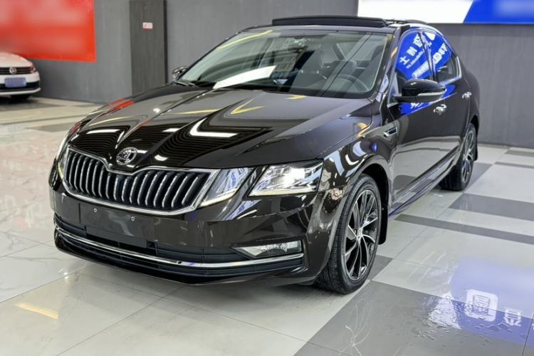 Gebrauchter Skoda Octavia 2018 TSI280 DSG Luxury Edition Guazi used car, China used car export, Used car for sale, Used  cars, Cheapest cars for sale
