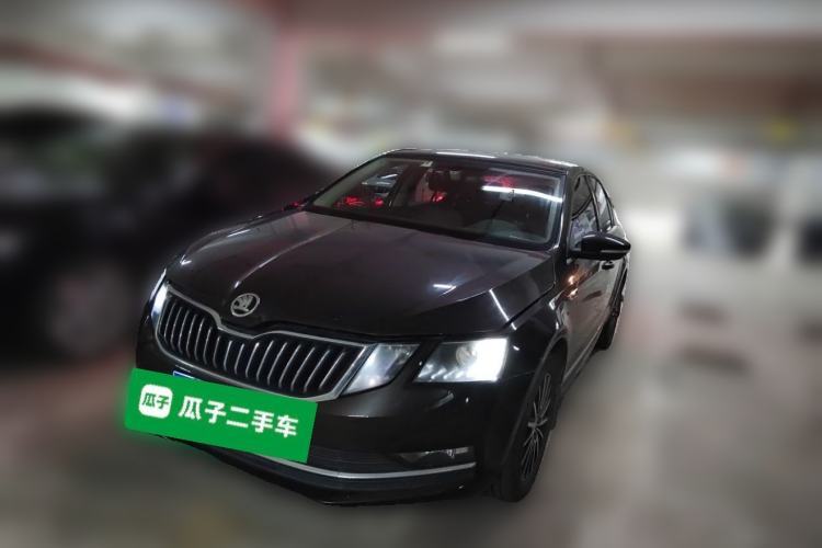 Used Skoda Octavia 2018 1.6L Automatic Luxury Edition Guazi used car, China used car export, Used car for sale, Used  cars, Cheapest cars for sale